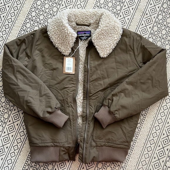 PATAGONIA W’s Shelled Sherpa Flight Jacket
